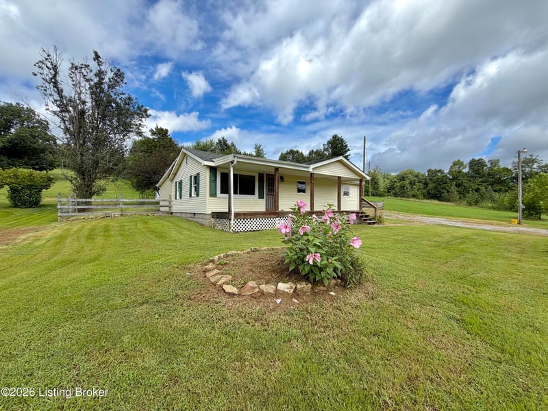 2358 Wilson Creek Rd, Lebanon Junction, KY 40150