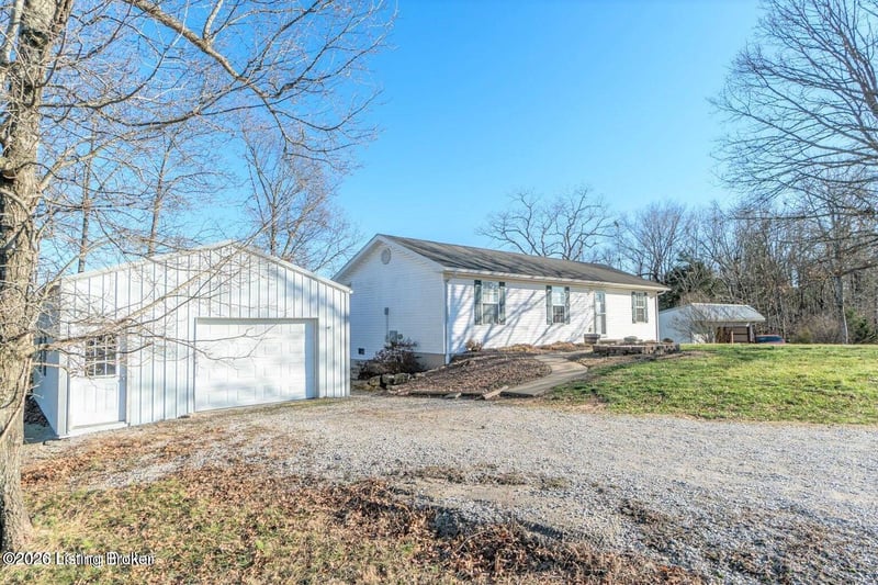 2365 Hall Simpson Rd, Loretto, KY 40037