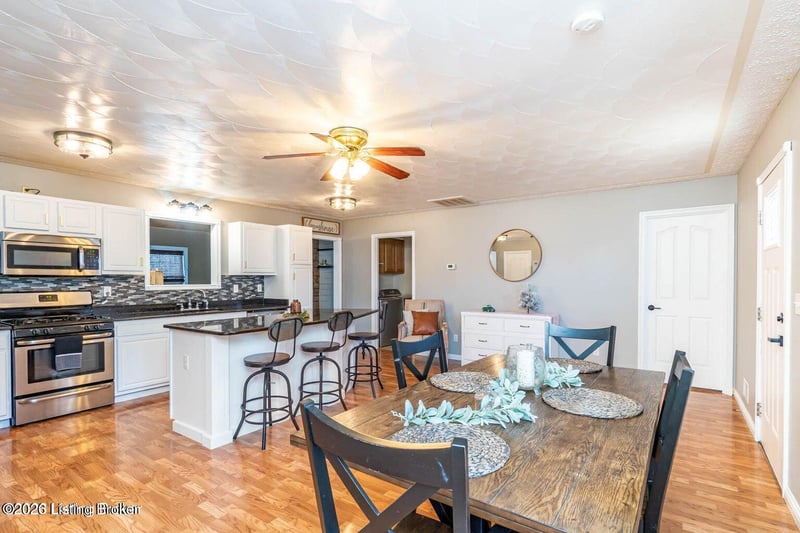 2365 Hall Simpson Rd, Loretto, KY 40037