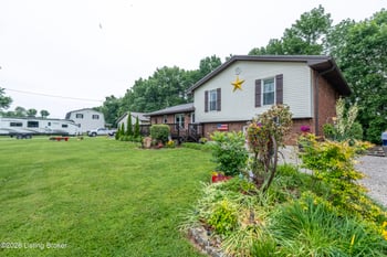 2385 Cannons Pt Ln, Mcdaniels, KY 40152