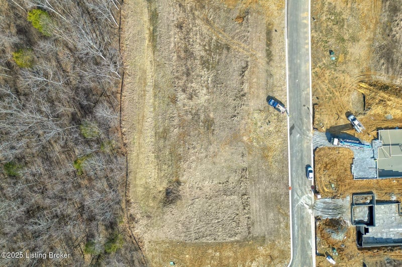 239 Shakes Creek Dr, Fisherville, KY 40023