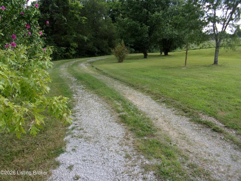 2399 Ashes Creek Rd, Bloomfield, KY 40008