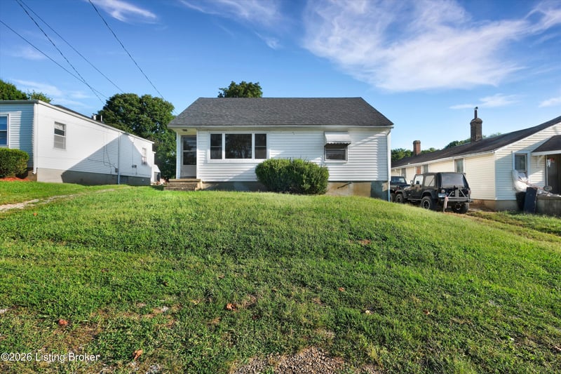24 W College St, New Castle, KY 40050