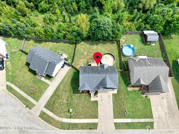 240 Crooked Oak Ct, Shepherdsville, KY 40165