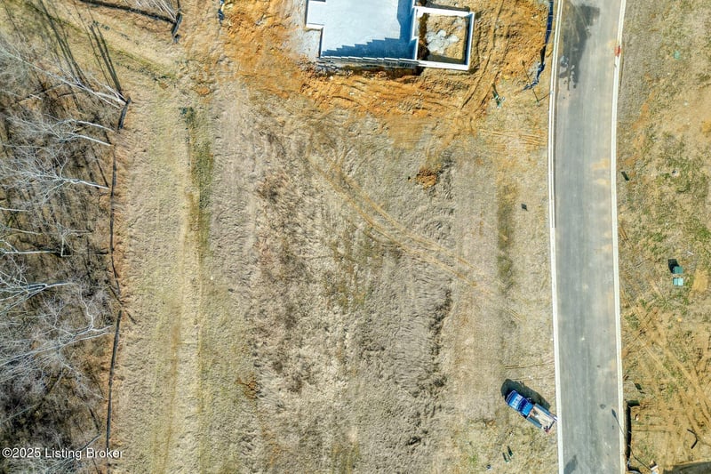 240 Shakes Creek Dr, Fisherville, KY 40023