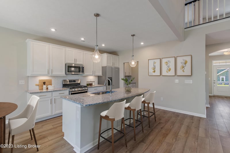 2400 Quail Ridge Dr, La Grange, KY 40031