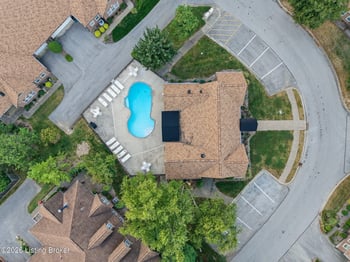 2403 Eastbridge Ct, Louisville, KY 40223