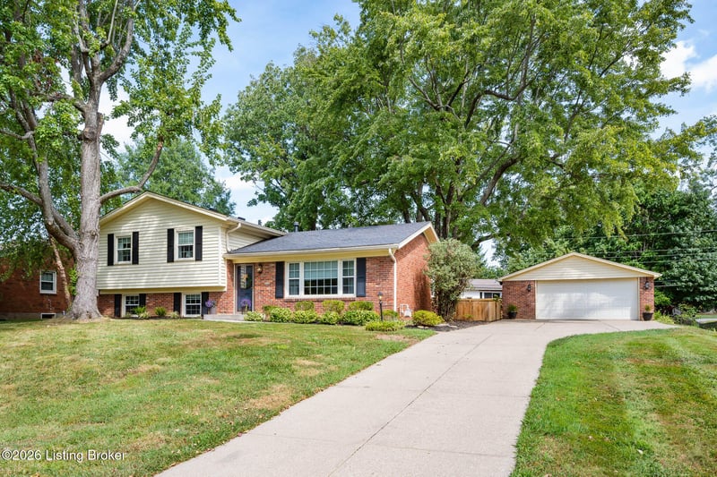 2409 Mahan Dr, Jeffersontown, KY 40299