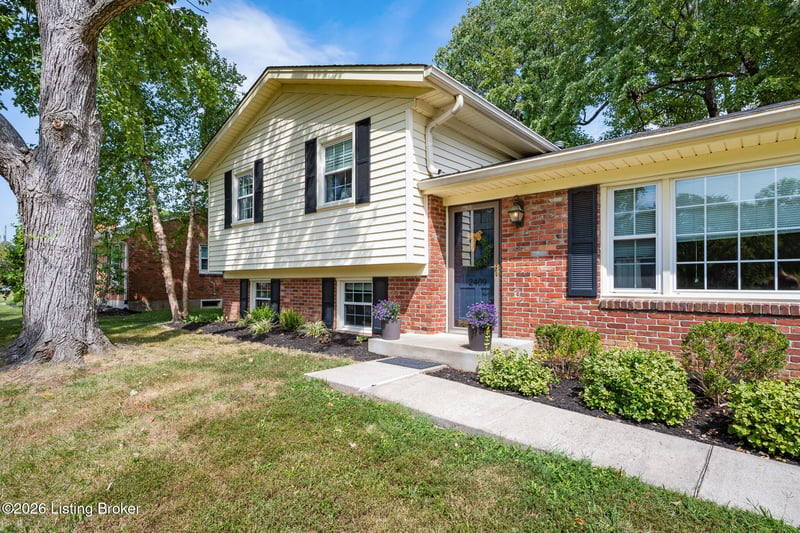 2409 Mahan Dr, Jeffersontown, KY 40299