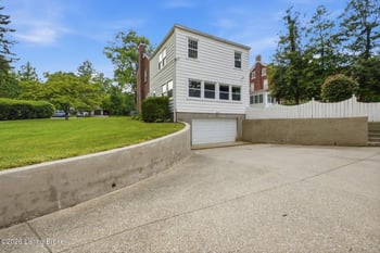 2409 Valletta Rd, Louisville, KY 40205