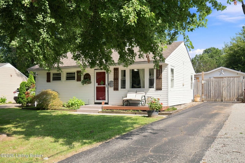 241 Derby Ave, Louisville, KY 40218