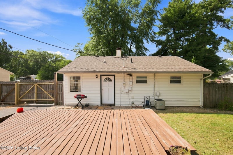 241 Derby Ave, Louisville, KY 40218