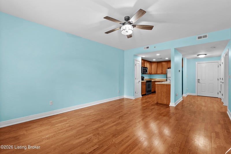 2411 Brownsboro Rd #302, Louisville, KY 40206