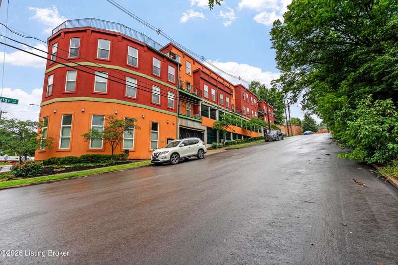2411 Brownsboro Rd #302, Louisville, KY 40206