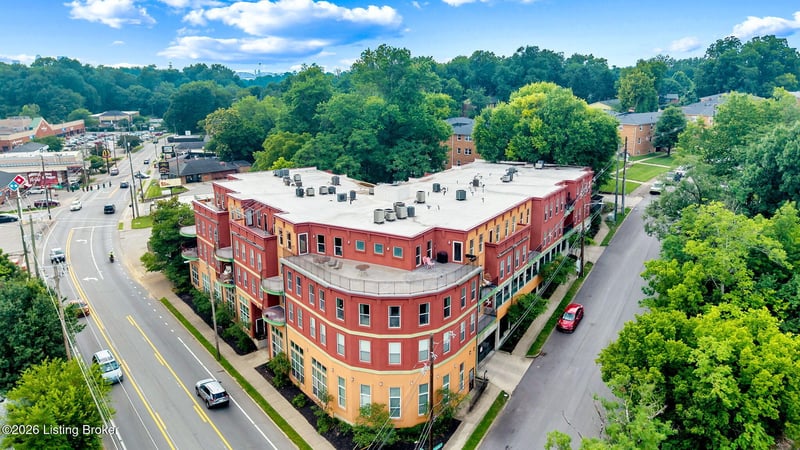 2411 Brownsboro Rd #APT 101, Louisville, KY 40206