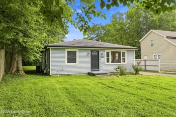 2413 Elmore St, Louisville, KY 40216
