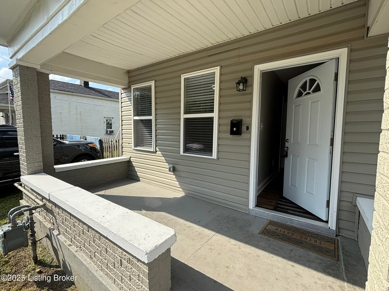 2417 Bank St, Louisville, KY 40212