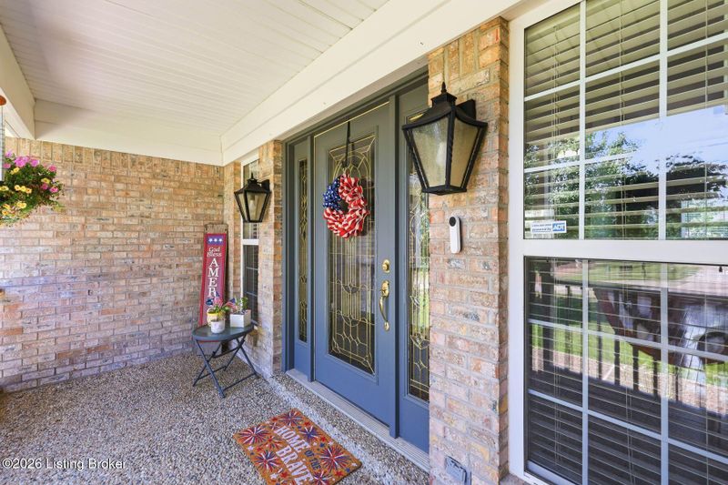 242 Kingswood Ct, Taylorsville, KY 40071