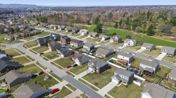 242 Magnolia Dr, Shepherdsville, KY 40165