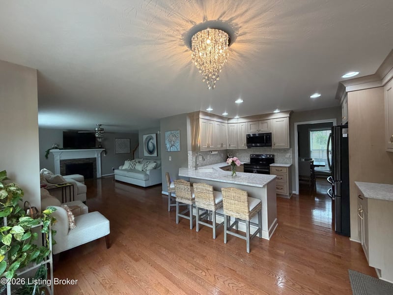 242 Riley Way, Elizabethtown, KY 42701