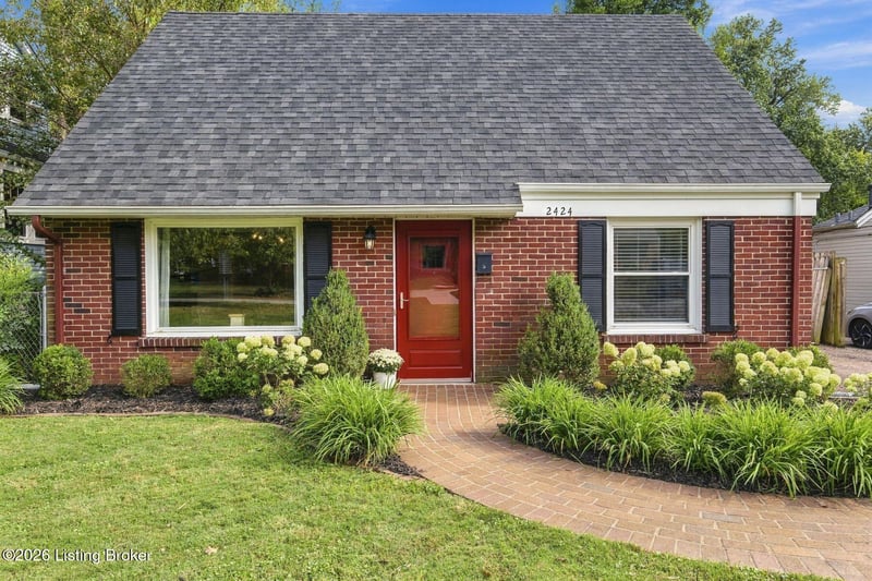 2424 Clarendon Ave, Louisville, KY 40205