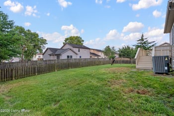 243 Grand Central Dr, Simpsonville, KY 40067