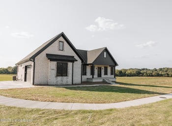 243 Sweet Grass Ct, Hodgenville, KY 42748