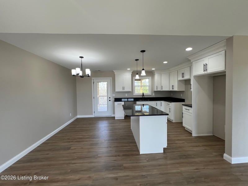 244 New Orleans Ct, Taylorsville, KY 40071