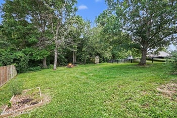 244 Sycamore Dr, Taylorsville, KY 40071