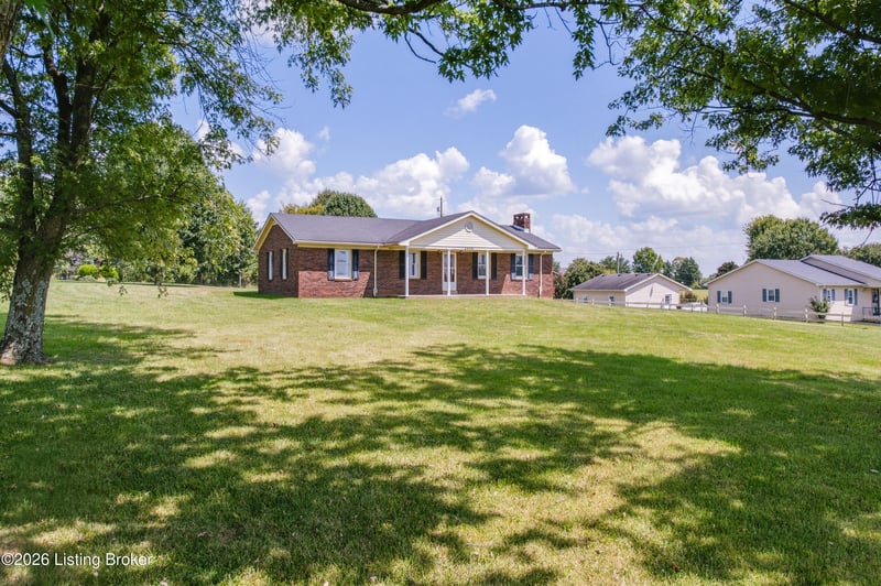 2440 Bardstown Rd, Springfield, KY 40069