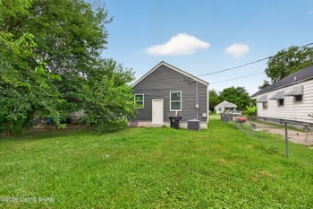 2445 Lindbergh Dr, Louisville, KY 40208