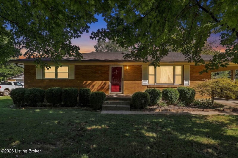 245 Guthrie Dr, Bardstown, KY 40004