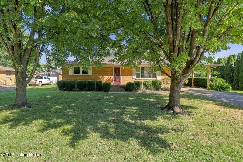 245 Guthrie Dr, Bardstown, KY 40004