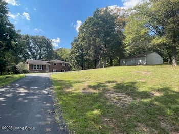 246 Eva Michelle Ln, Clermont, KY 40110