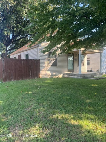 2464 Lindbergh Dr, Louisville, KY 40208