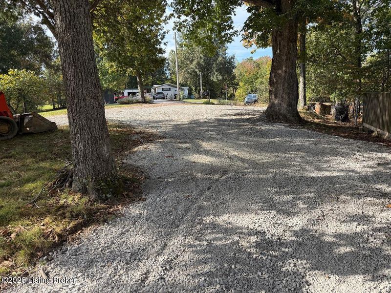247 Shawnee Cir, Falls Of Rough, KY 40119