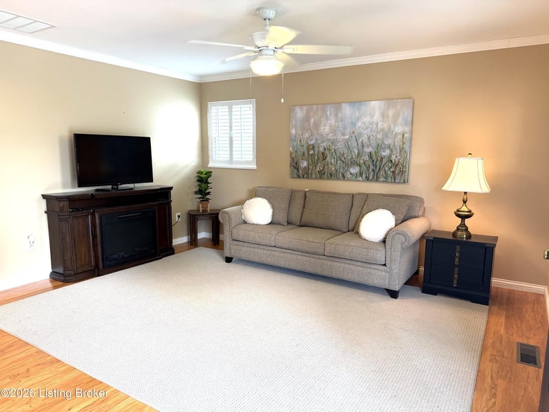 2474 Cherry St, Crescent Springs, KY 41017