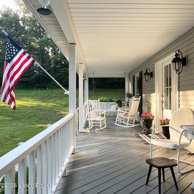 249 Woodland Hills Dr, Taylorsville, KY 40071