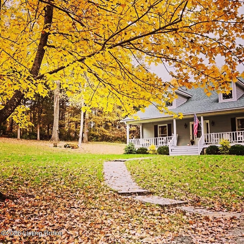 249 Woodland Hills Dr, Taylorsville, KY 40071