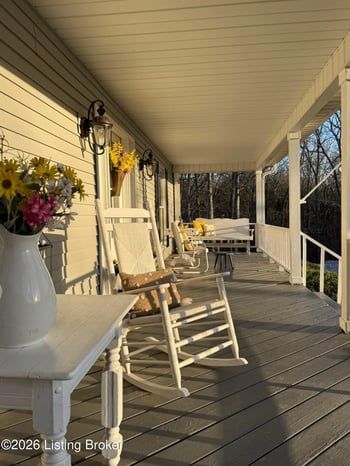 249 Woodland Hills Dr, Taylorsville, KY 40071