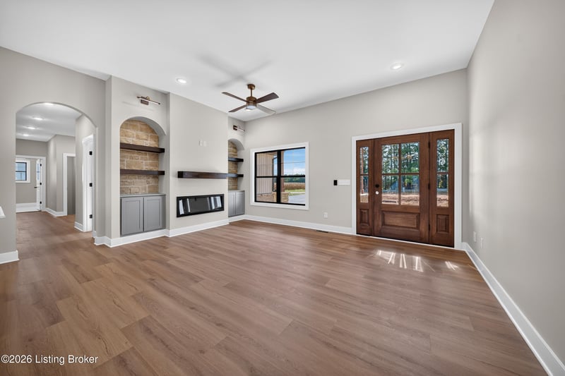 2492 Roundtop Rd, Elizabethtown, KY 42701