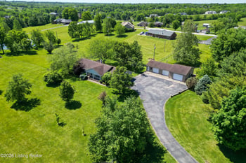 25 Valleyview Dr, Fisherville, KY 40023