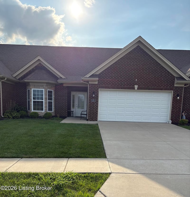 250 Christman Ln #B, Shepherdsville, KY 40165