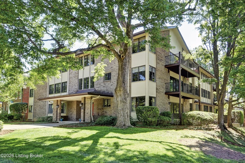 2500 Glenmary Ave #APT 203, Louisville, KY 40204
