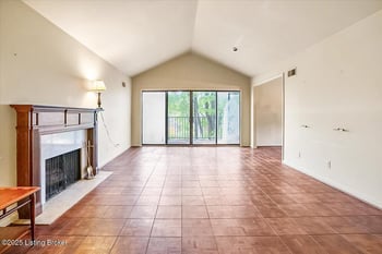 2500 Glenmary Ave #APT 303, Louisville, KY 40204