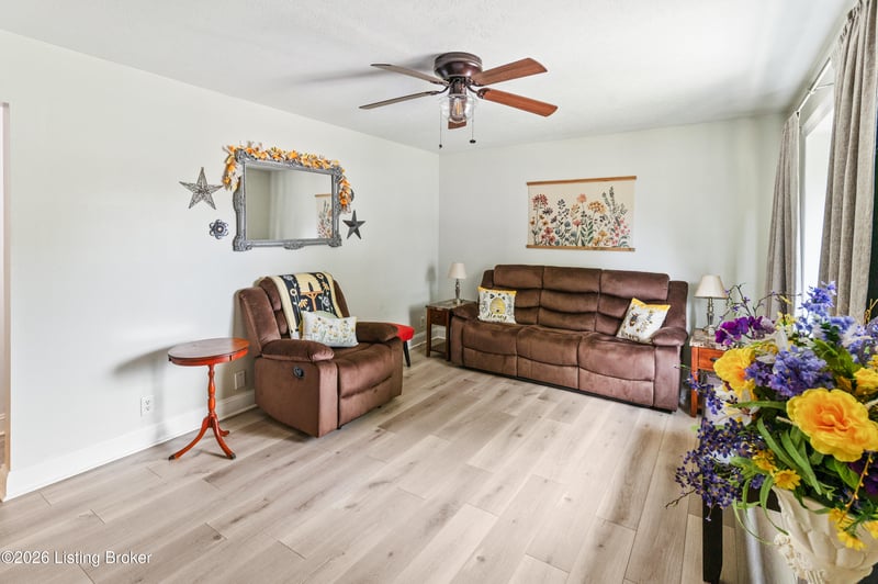 2502 Bagby Way, Louisville, KY 40216