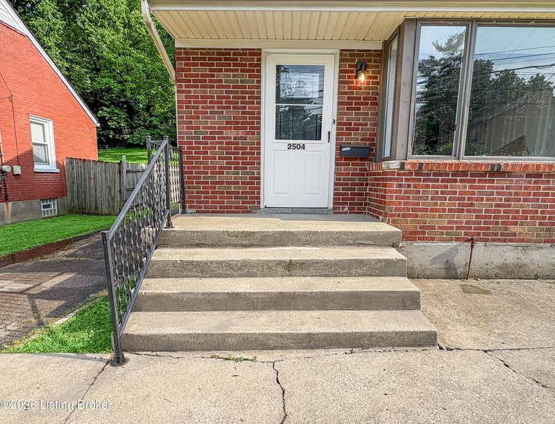 2504 Brownsboro Rd, Louisville, KY 40206