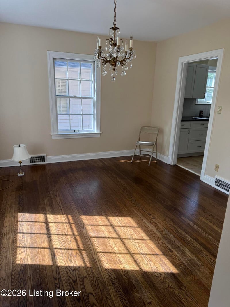 2505 Valletta Rd, Louisville, KY 40205