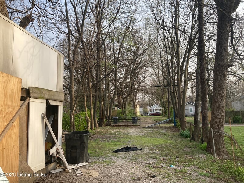 2506 W Jefferson St, Louisville, KY 40212