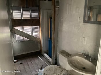 2506 W Jefferson St, Louisville, KY 40212